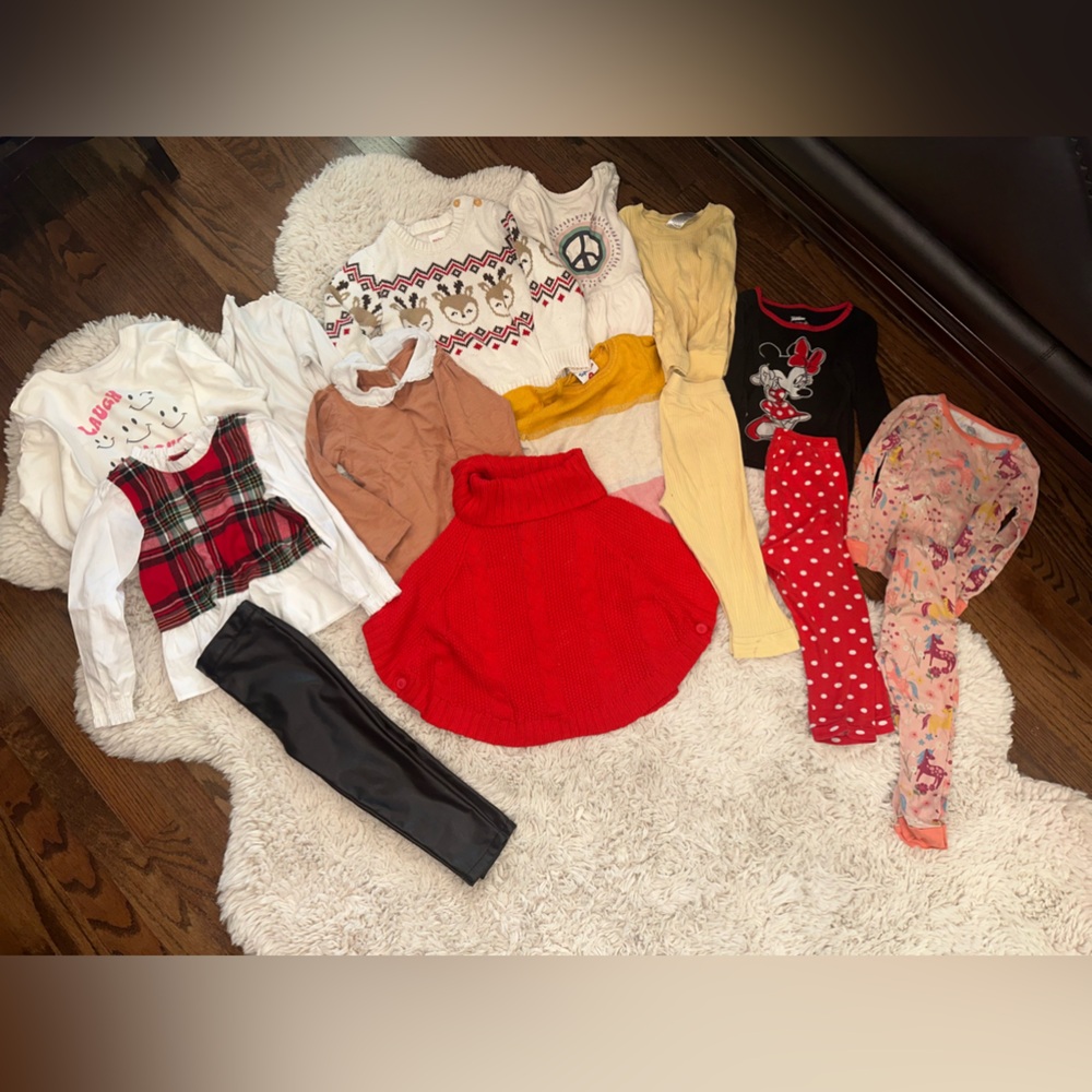 Lots of clothes for little girl 3T